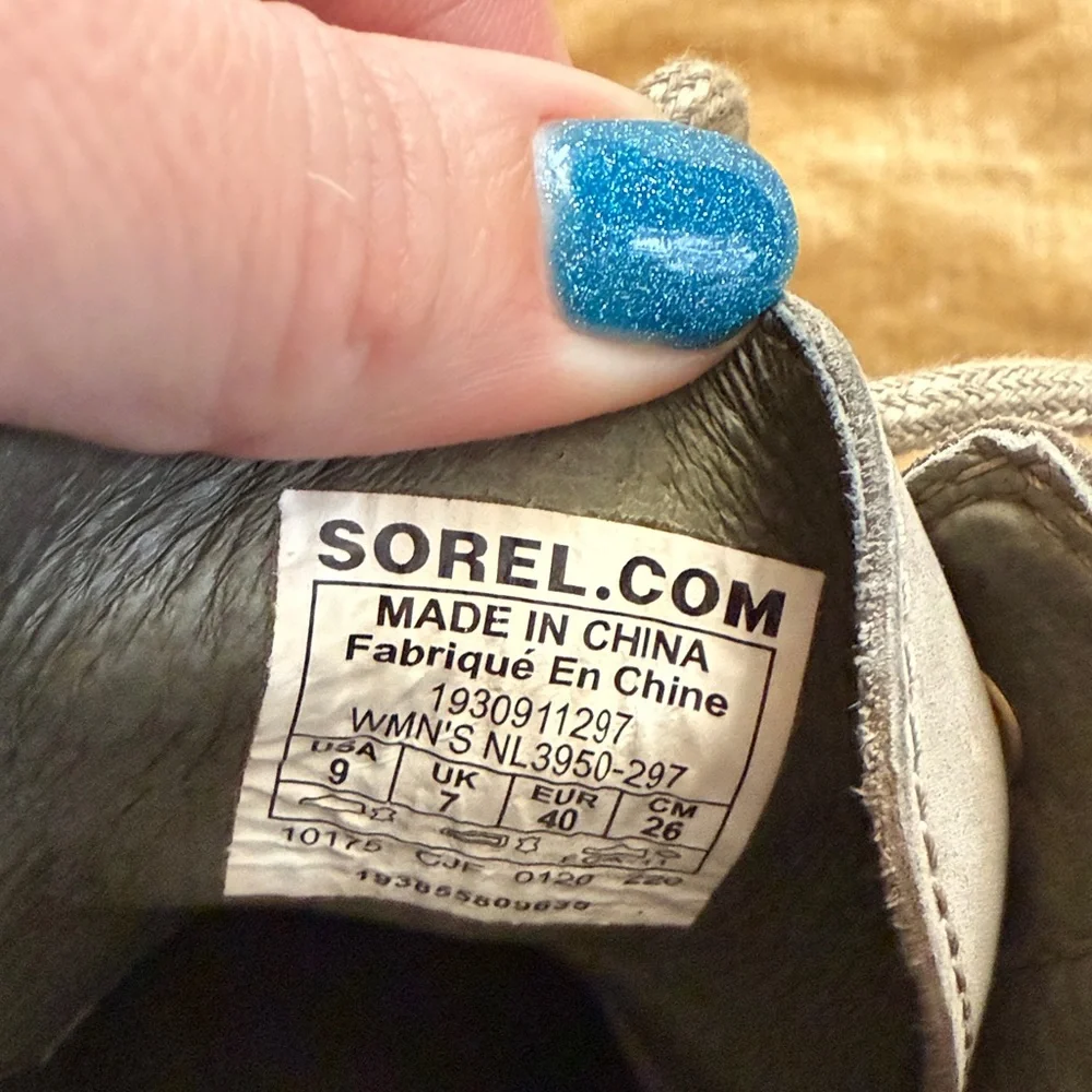 Sorel Joan Uptown Lace boots - Picture 15 of 17